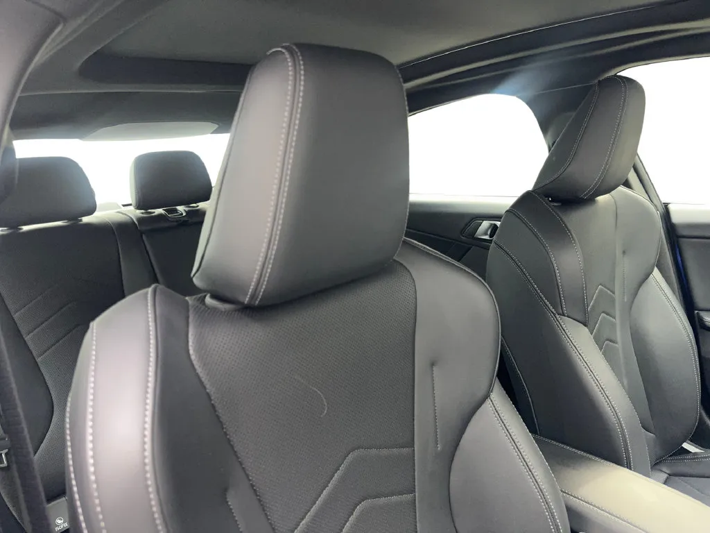 BMW 2 Series photo 48