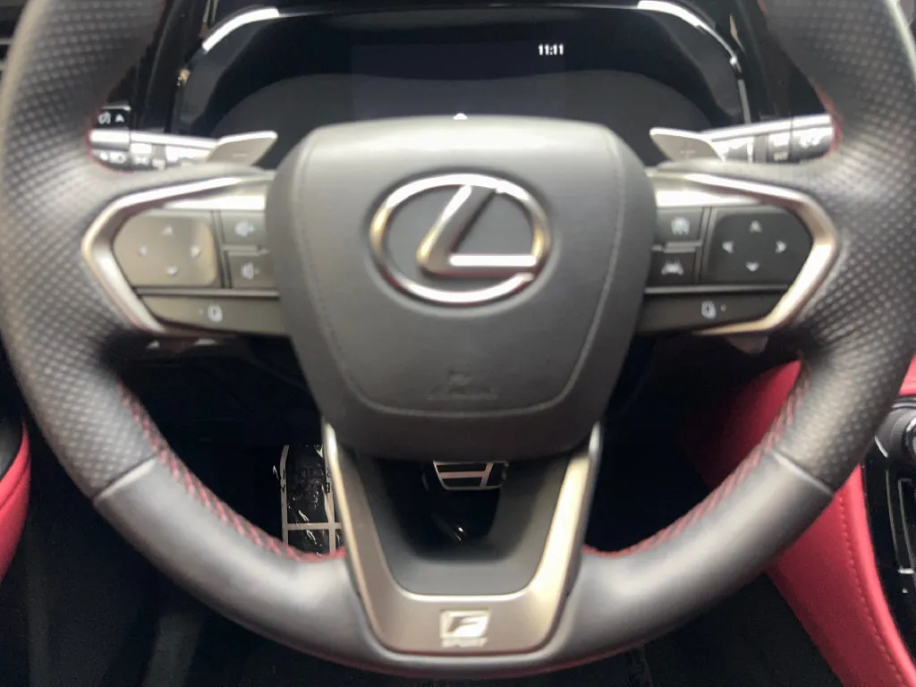 Lexus NX photo 59