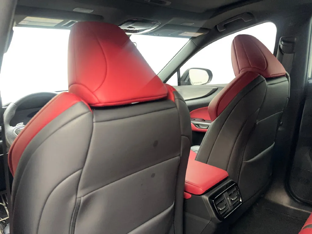 Lexus NX photo 37