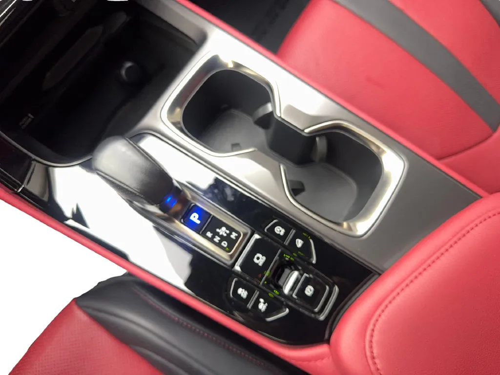 Lexus NX photo 70