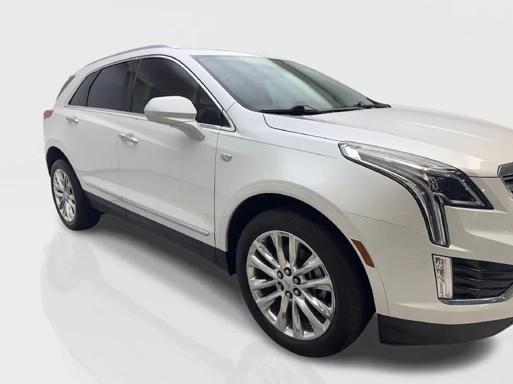 Cadillac XT5 photo 14
