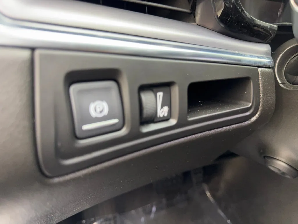 Cadillac XT5 photo 58