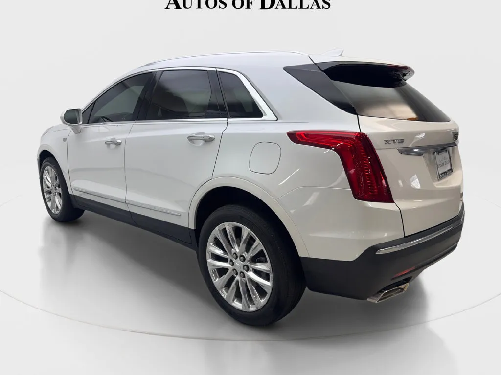 Cadillac XT5 photo 10