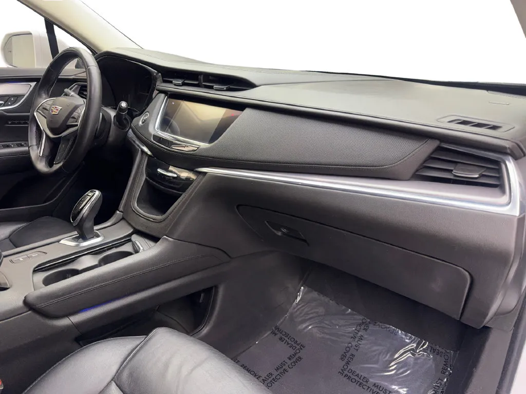 Cadillac XT5 photo 55