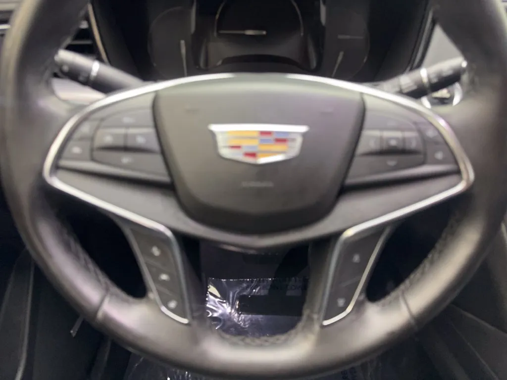 Cadillac XT5 photo 60