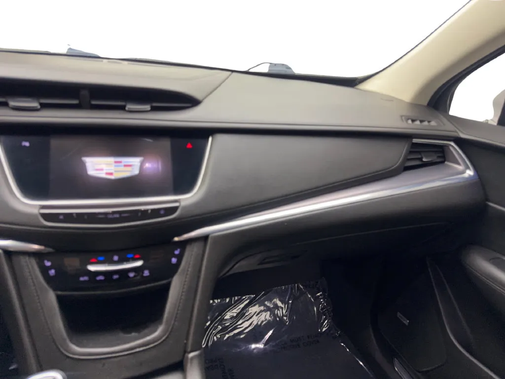 Cadillac XT5 photo 57