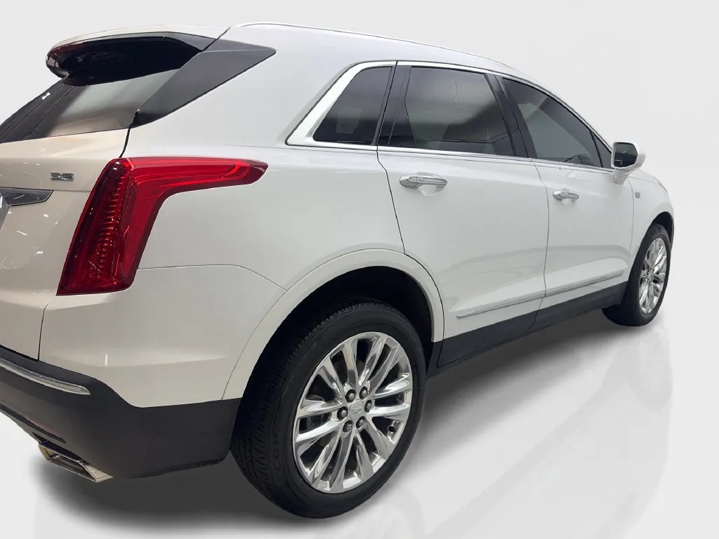 Cadillac XT5 photo 15