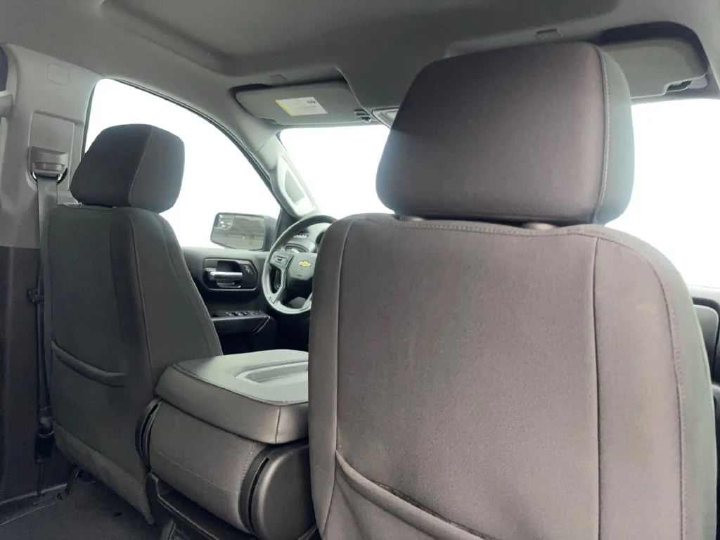 Chevrolet Silverado photo 44