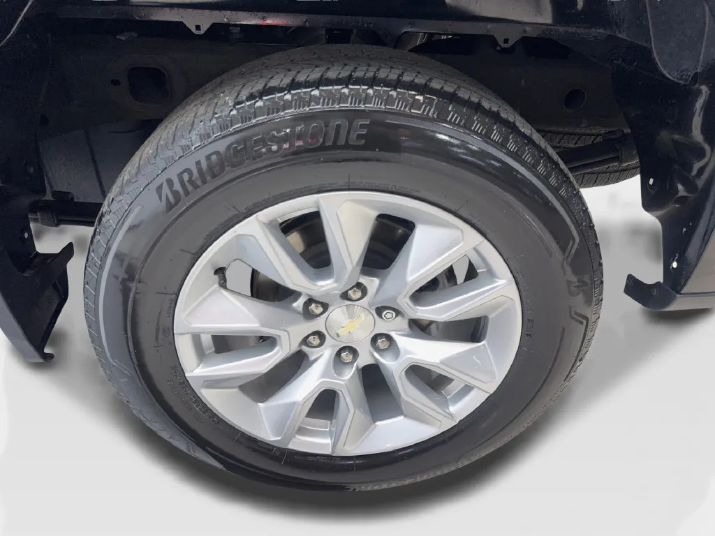 Chevrolet Silverado photo 86