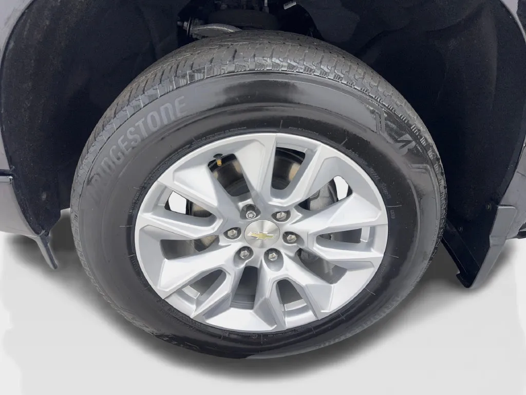 Chevrolet Silverado photo 87