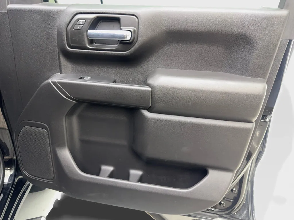 Chevrolet Silverado photo 51
