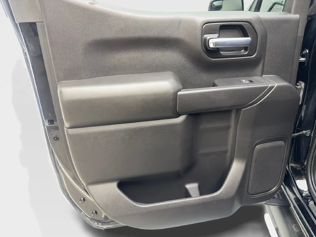 Chevrolet Silverado photo 40