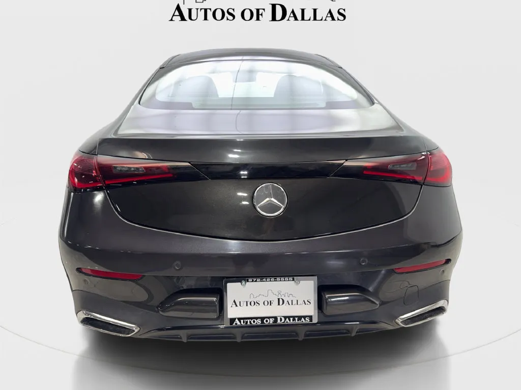 Mercedes-Benz CLE photo 8