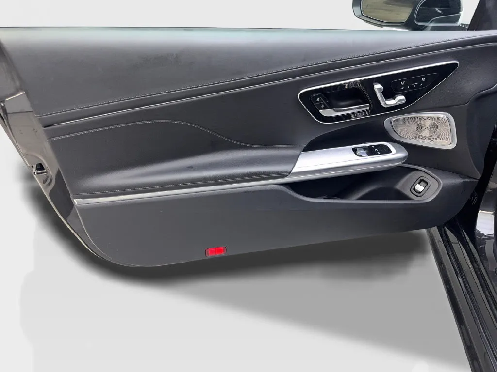 Mercedes-Benz CLE photo 29