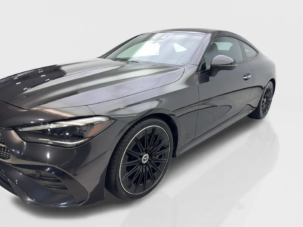 Mercedes-Benz CLE photo 12