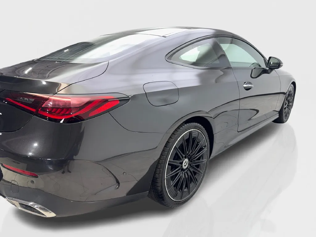 Mercedes-Benz CLE photo 15