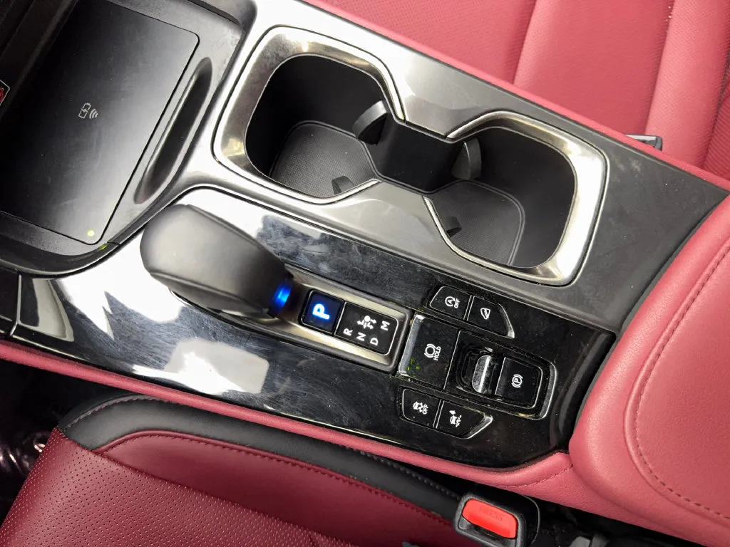 Lexus NX photo 69