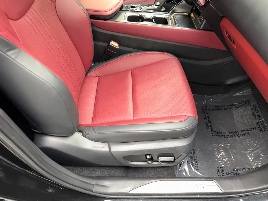 Lexus NX photo 45