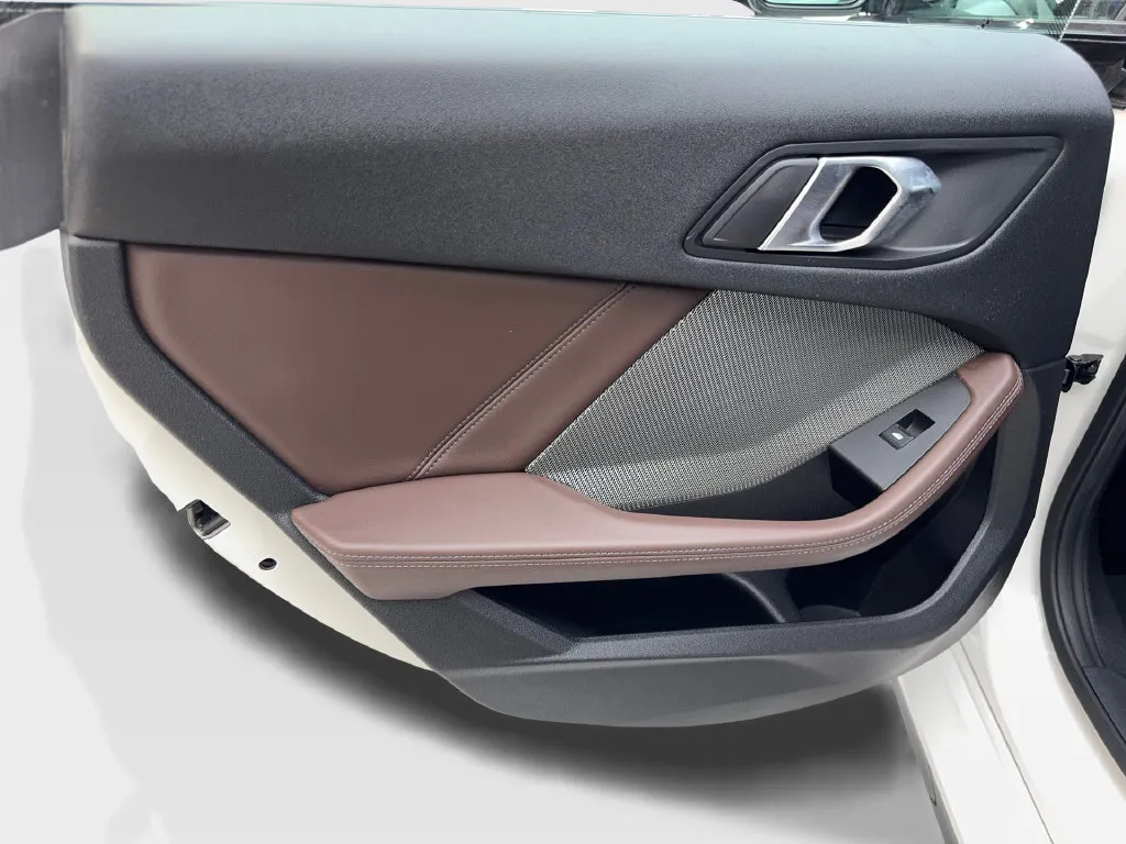 BMW 2 Series photo 39