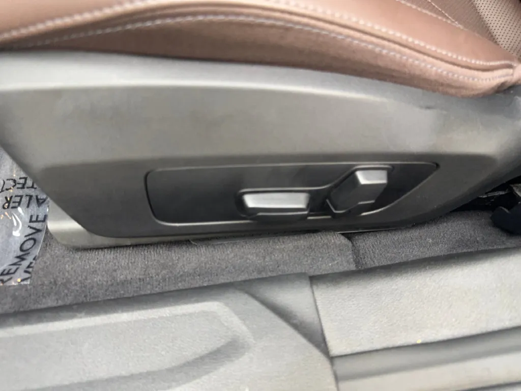 BMW 2 Series photo 32