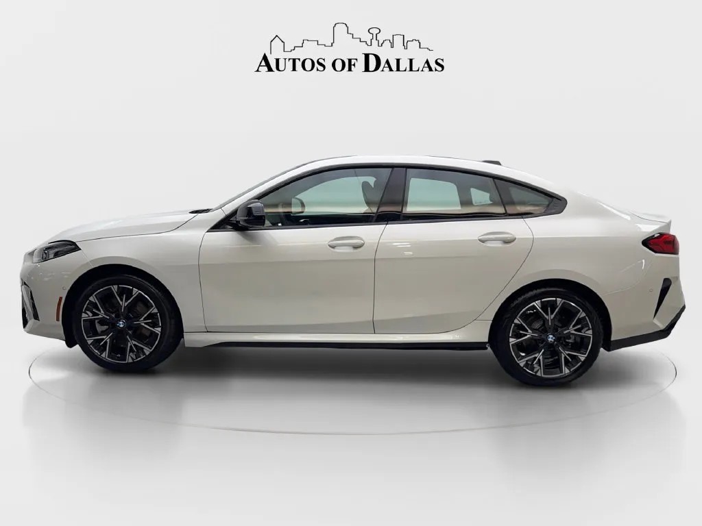 BMW 2 Series photo 11