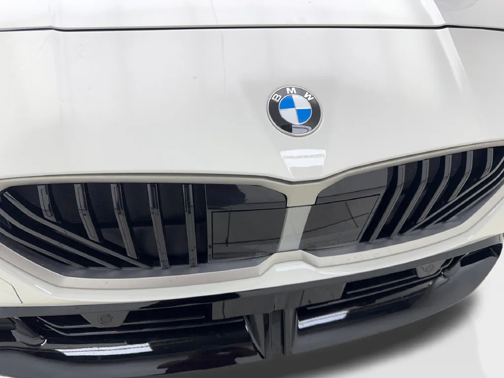 BMW 2 Series photo 26