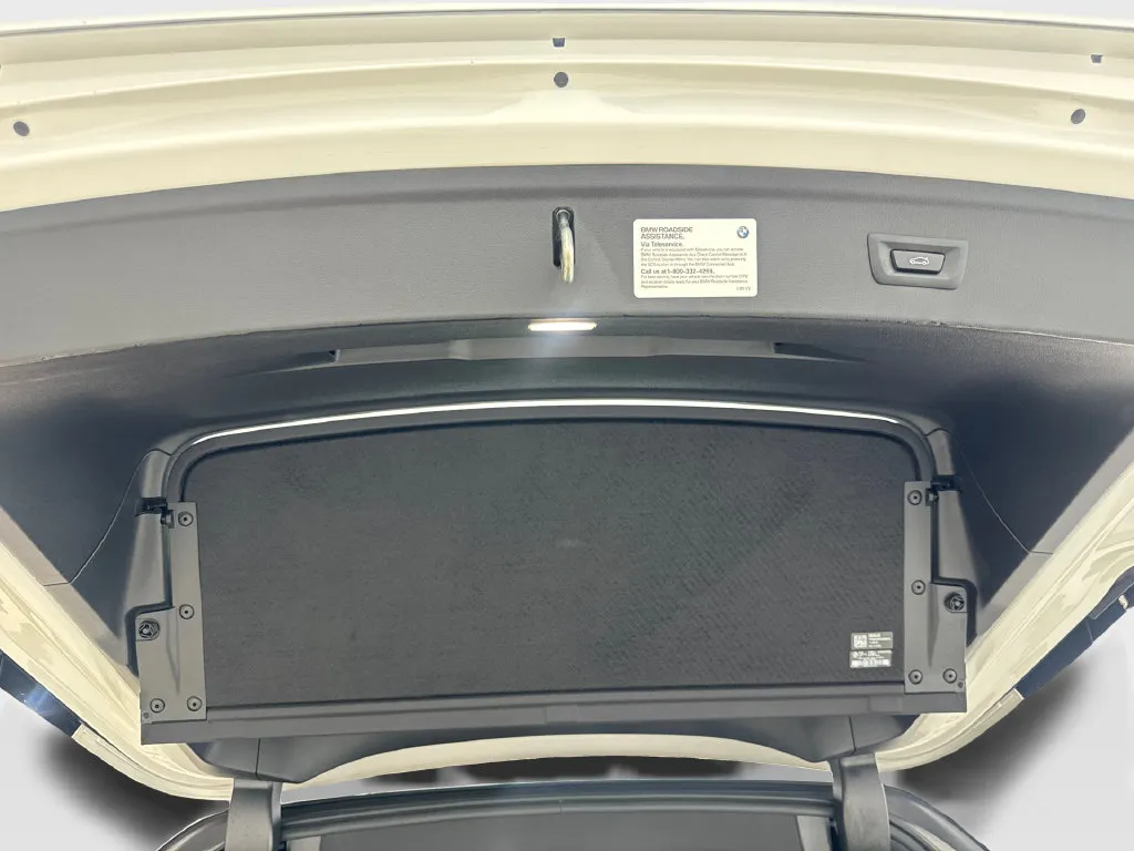 BMW iX photo 84