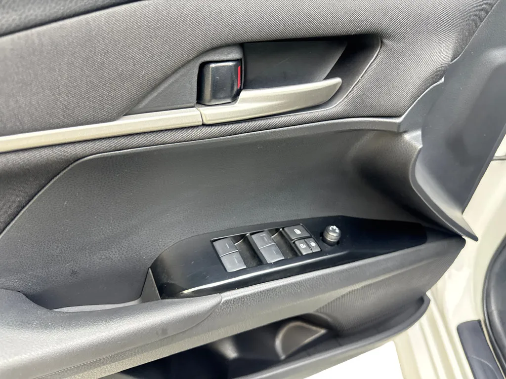 Toyota Camry photo 35