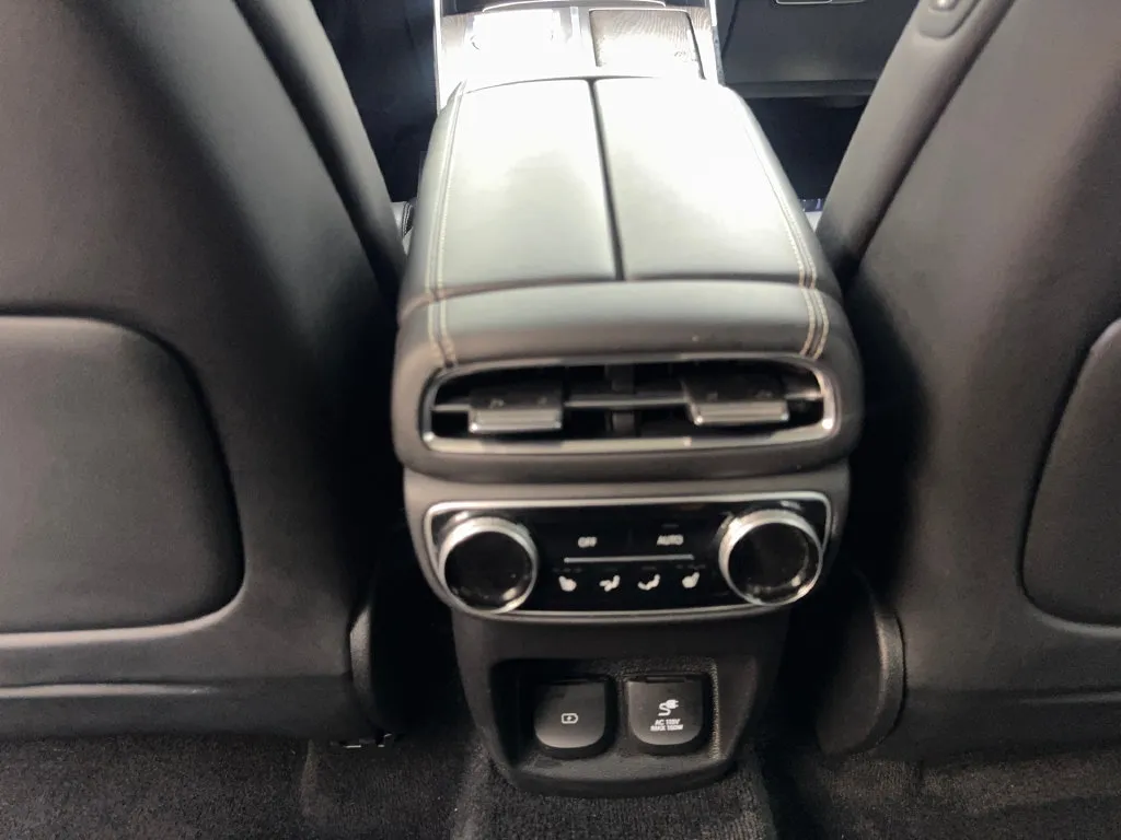 Genesis GV80 photo 76