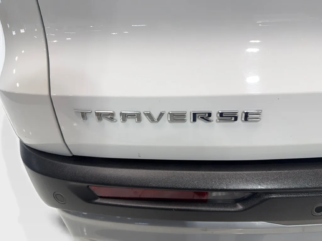 Chevrolet Traverse photo 25