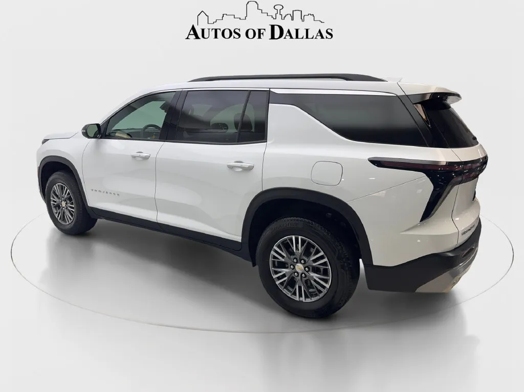 Chevrolet Traverse photo 10
