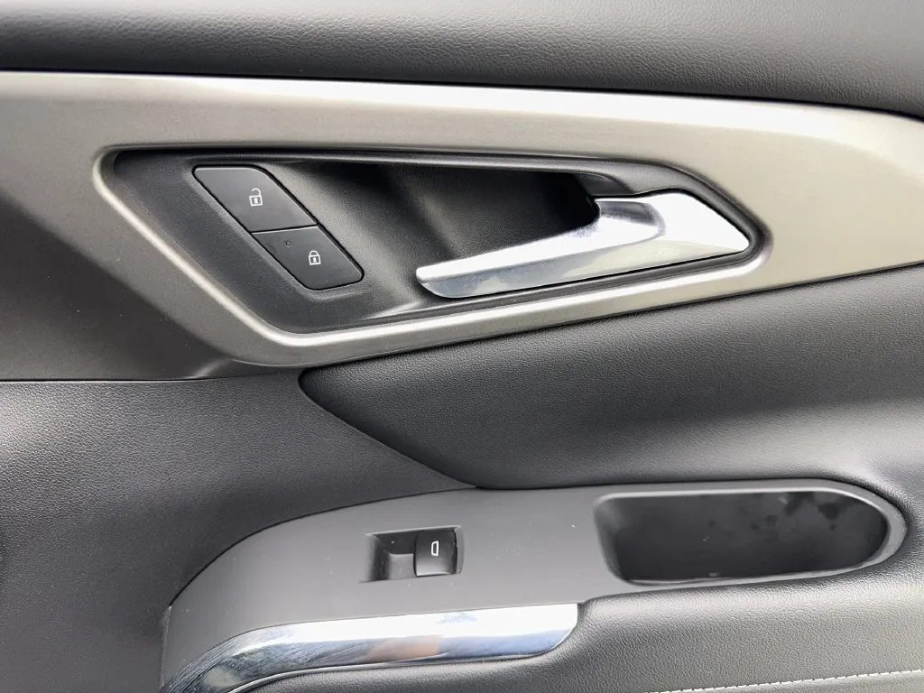 Chevrolet Traverse photo 55