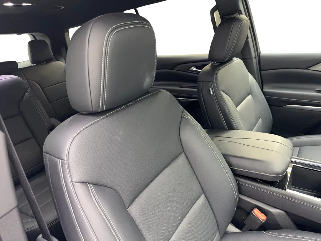 Chevrolet Traverse photo 51