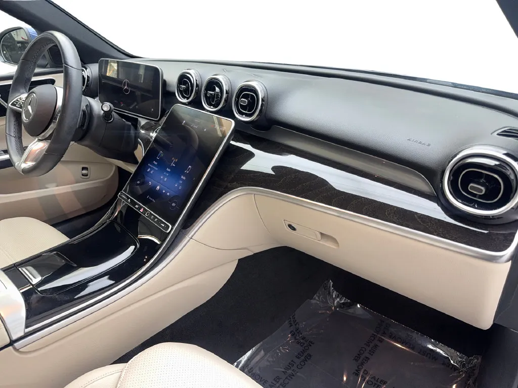 Mercedes-Benz C-Class photo 51