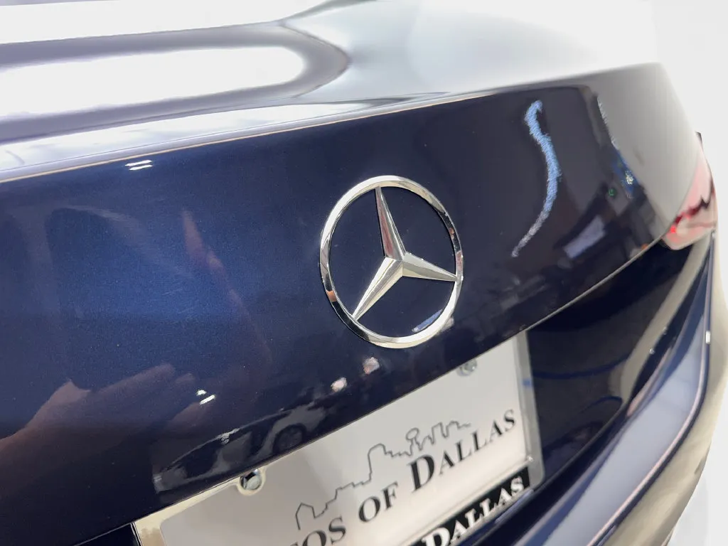 Mercedes-Benz C-Class photo 23