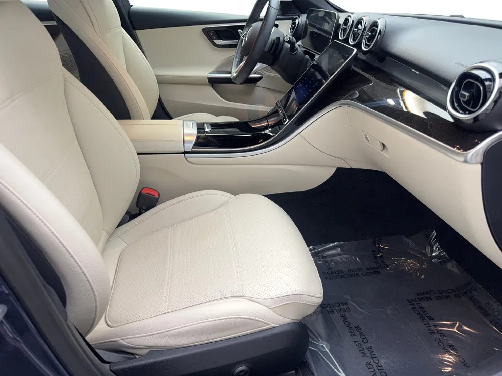 Mercedes-Benz C-Class photo 44