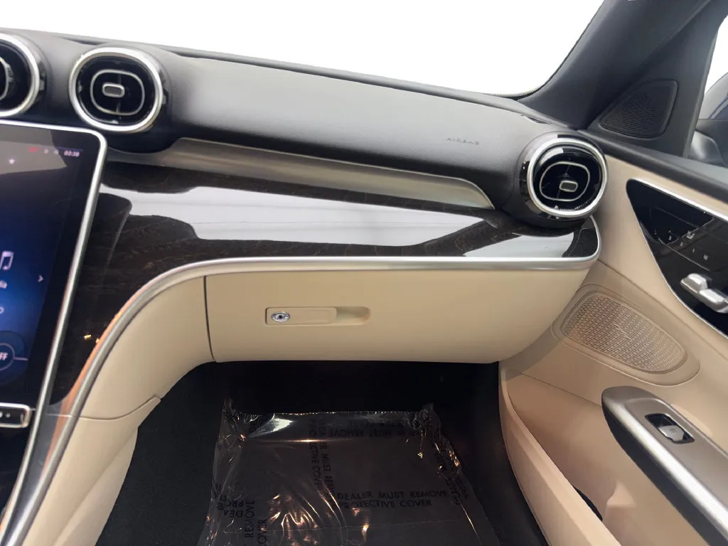 Mercedes-Benz C-Class photo 57