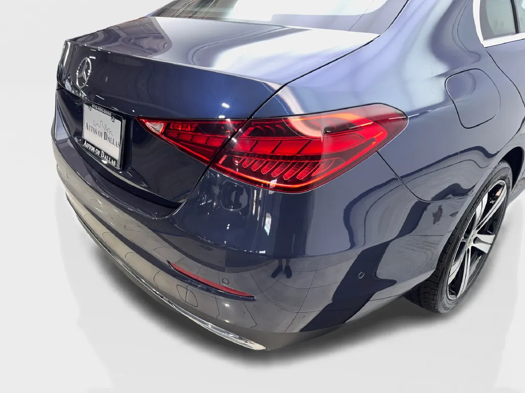 Mercedes-Benz C-Class photo 20