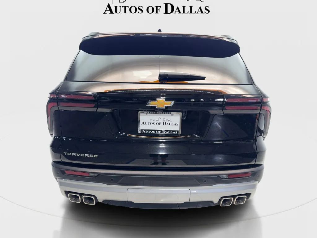Chevrolet Traverse photo 8