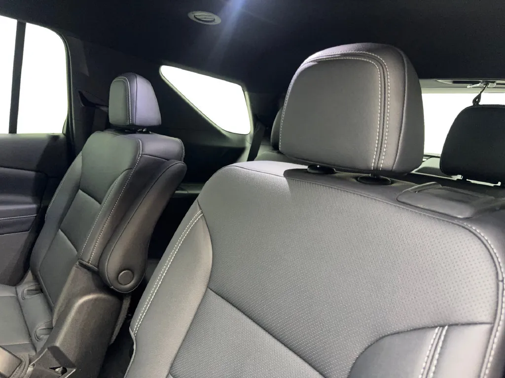 Chevrolet Traverse photo 36