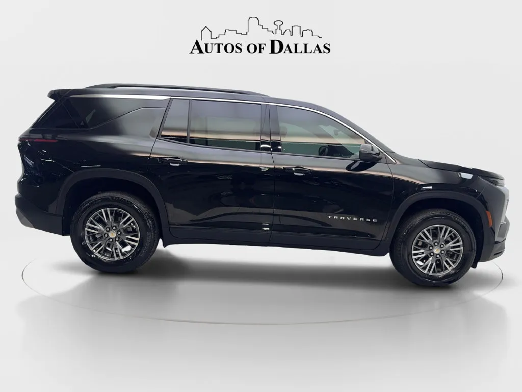 Chevrolet Traverse photo 11