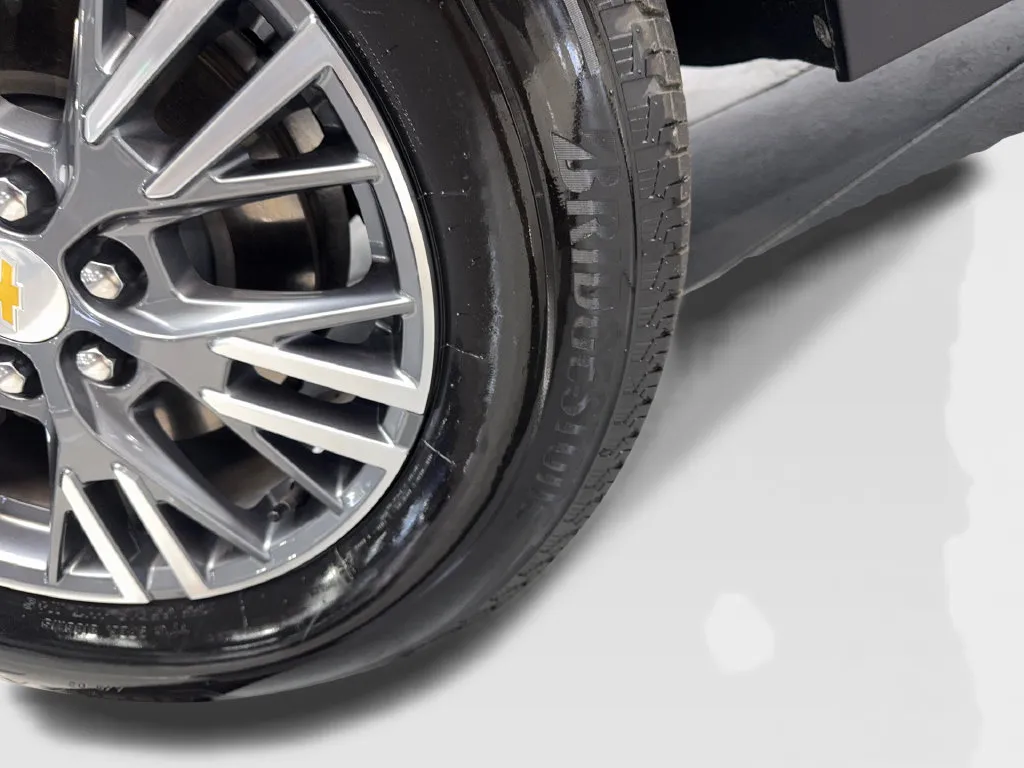 Chevrolet Traverse photo 96