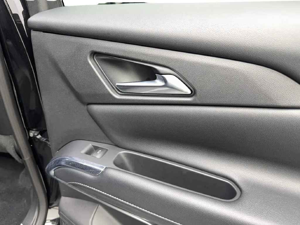 Chevrolet Traverse photo 49