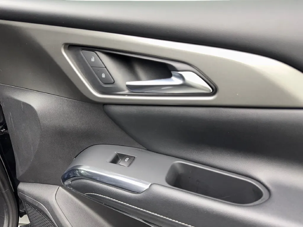 Chevrolet Traverse photo 55