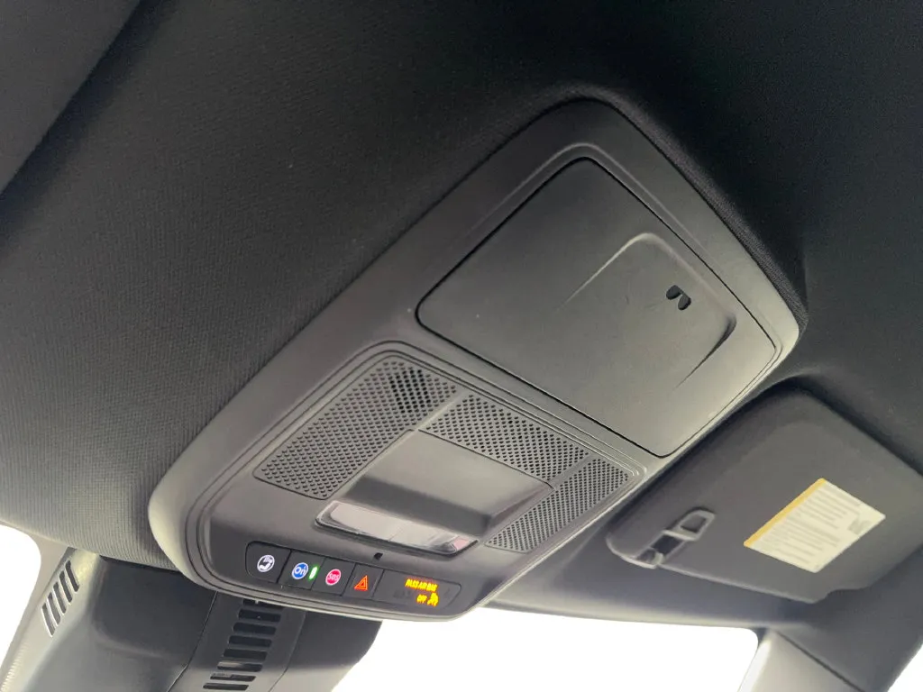 Chevrolet Traverse photo 82