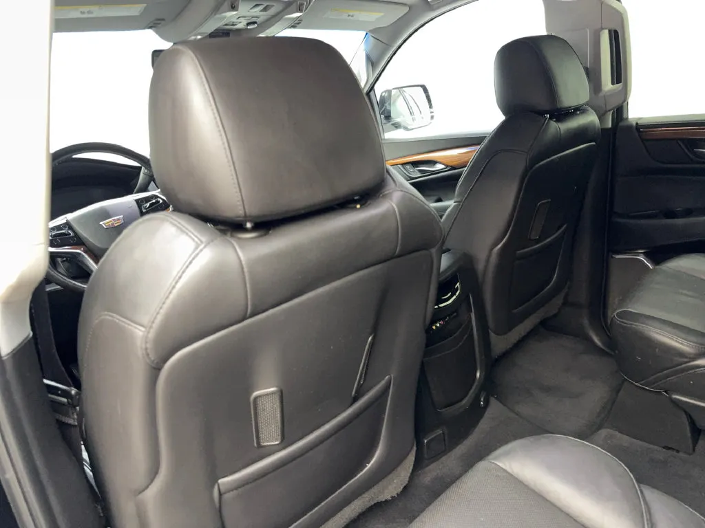Cadillac Escalade photo 36