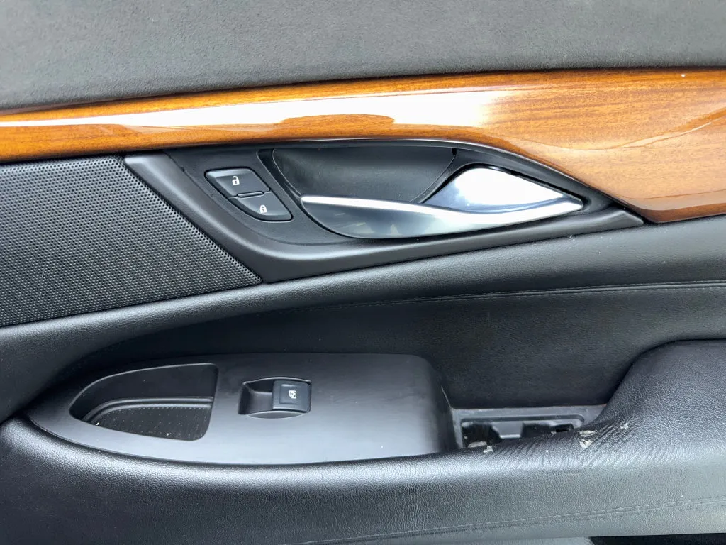 Cadillac Escalade photo 54