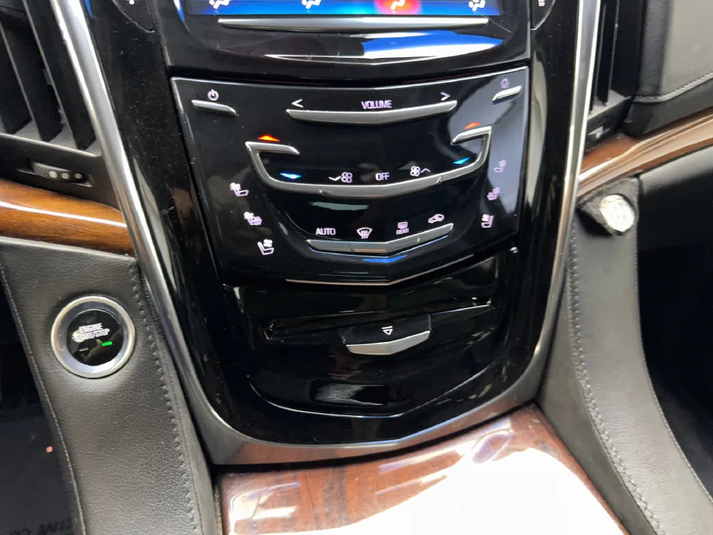 Cadillac Escalade photo 71