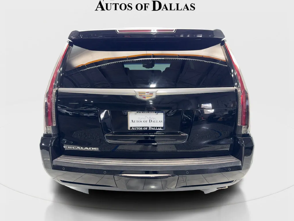 Cadillac Escalade photo 8