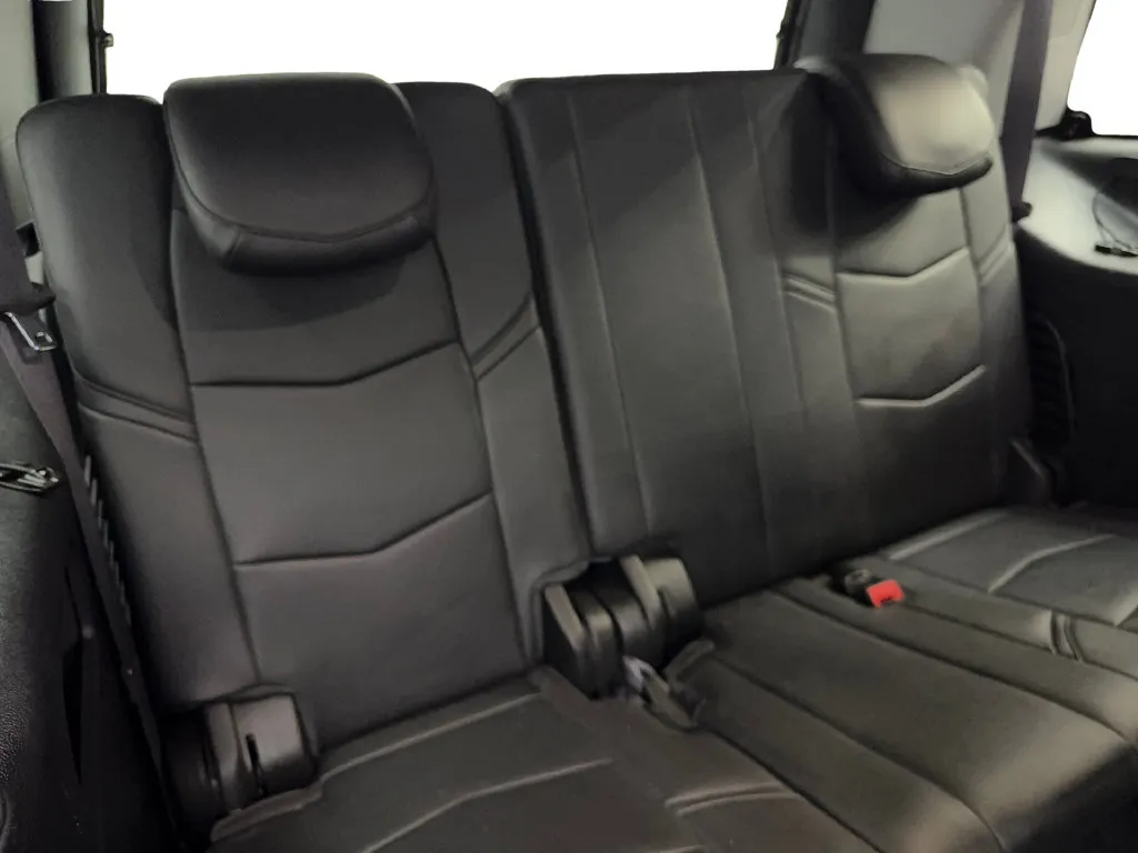 Cadillac Escalade photo 43